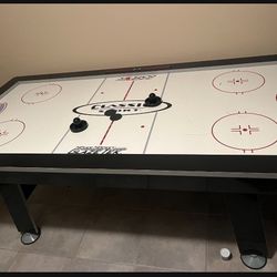 Air Hockey Table