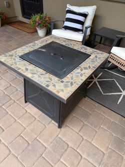 Patio fire pit table