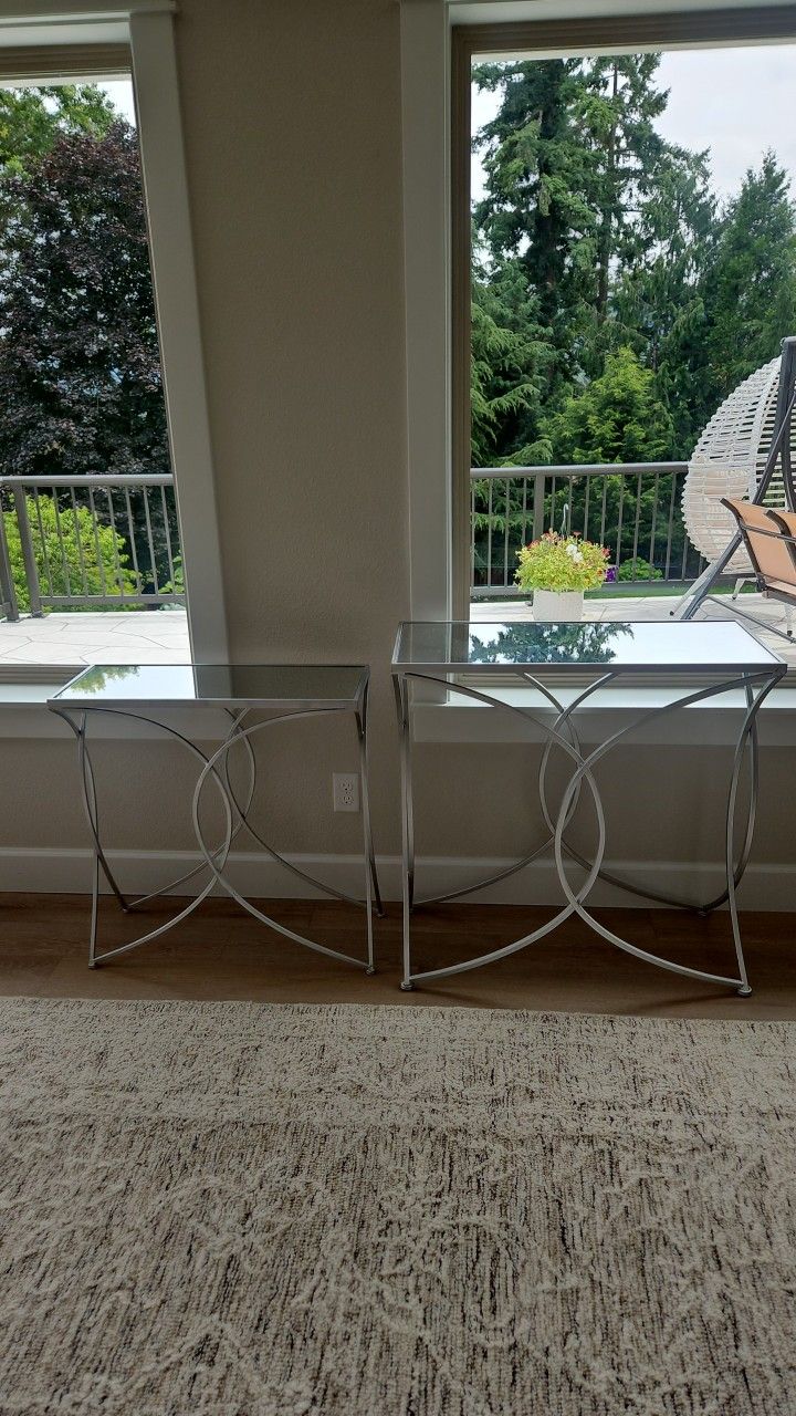 Mirror decor tables