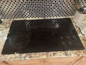 Kitchen Aid Electric Cooktop With 5 Heating Elements 