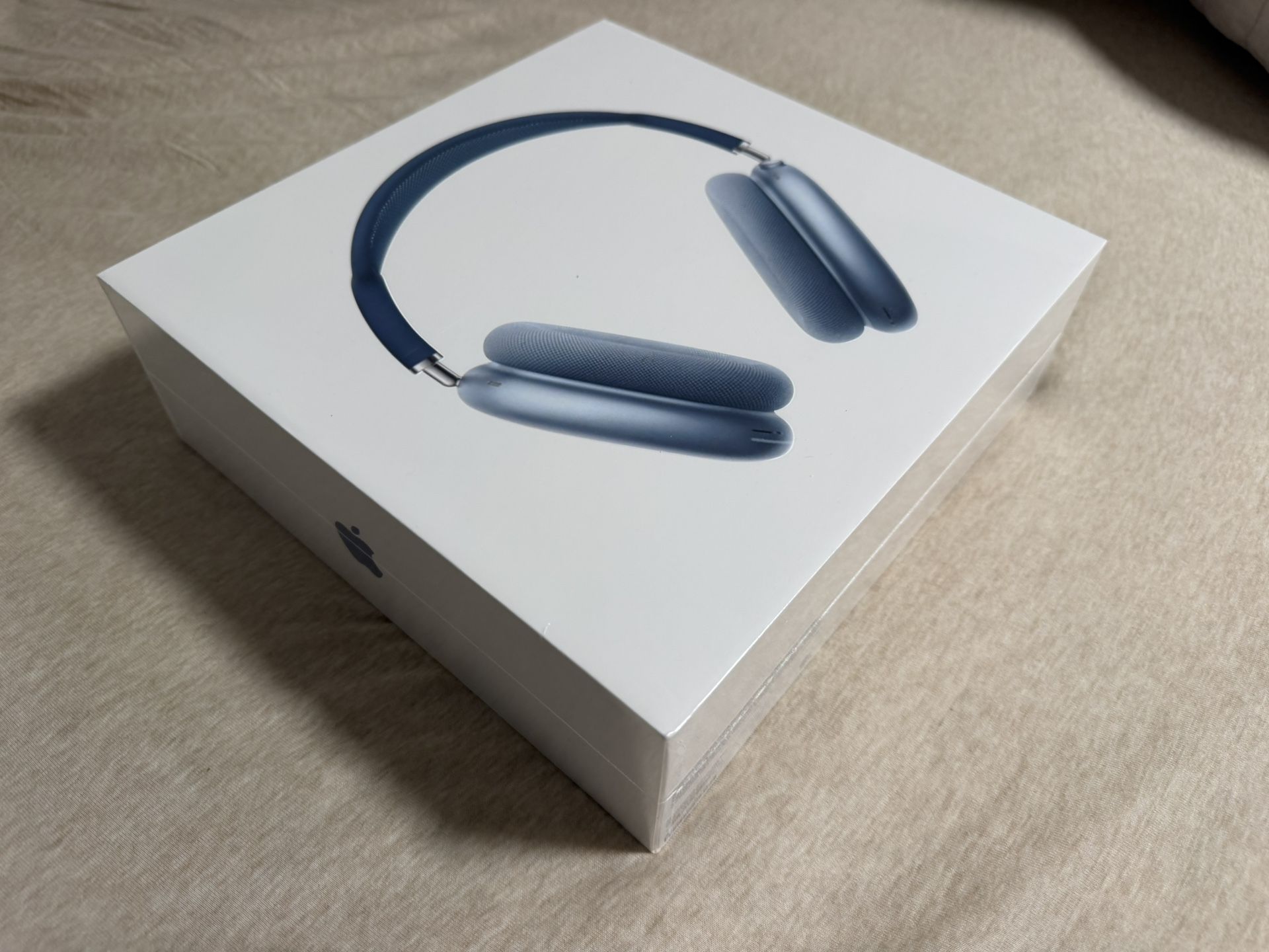 Brand New Apple Airpods Pro Max Sealed!