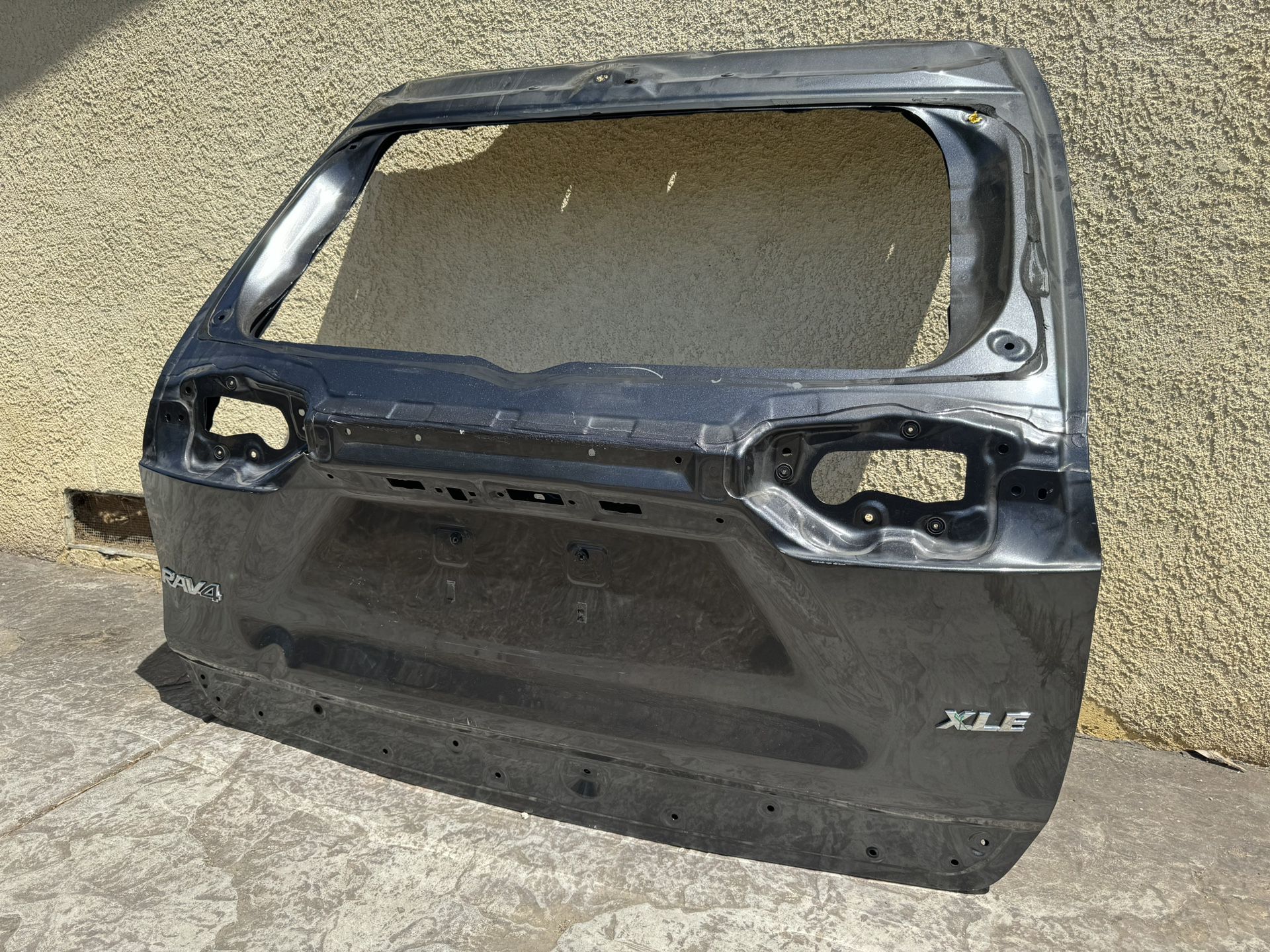 Toyota RAV4 XLE rear Liftgate 2019-2024