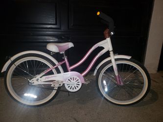 20 inch Manhattan Dreamin Girls Bicycle by KHS