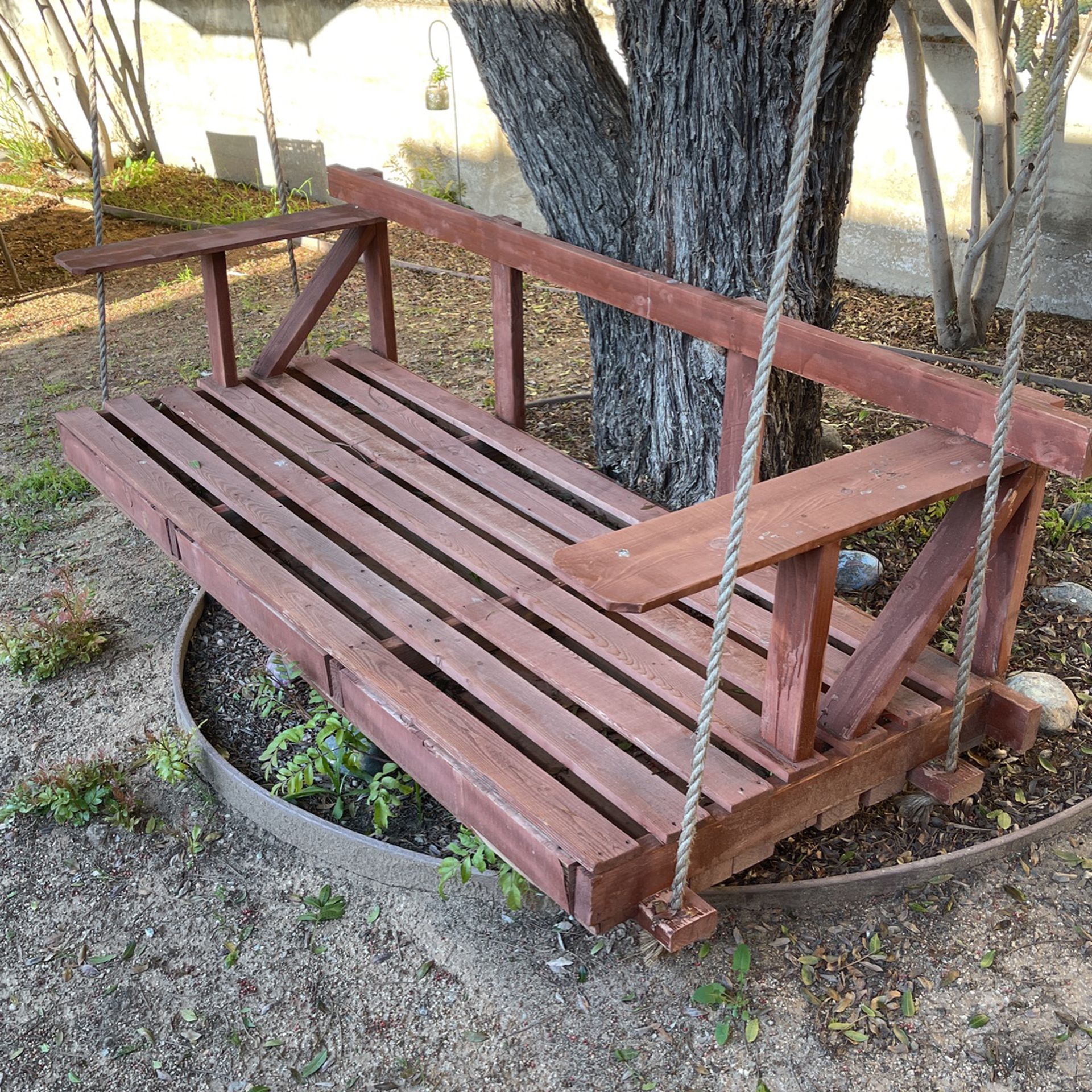 Backyard Swing/Bench/Bed