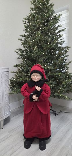 Mrs Claus Christmas Decoration 35 Inch Tall