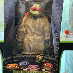 NECA TMNT Raphael 1/4 scale 