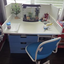 Kids Desk And Chair
