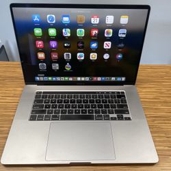 15” Apple MacBook Pro Touchbar 16GB i7 512GB Radeon 560 4GB USB-C w/ Warranty! 
