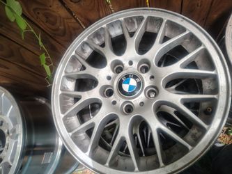 Set of (4) Mercedes ML  & BMW Z3 wheels