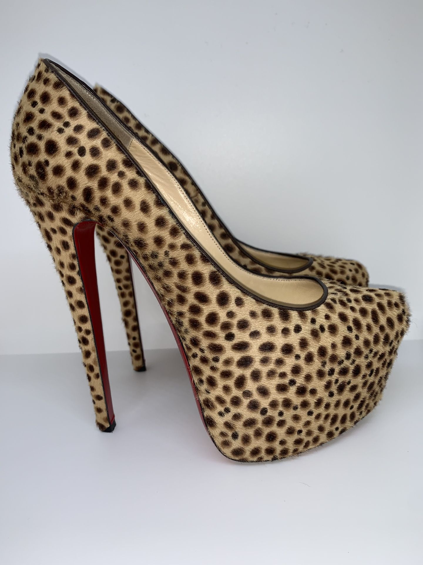 Christian Louboutin 37.5 Cheetah Daffodile Pony Hair