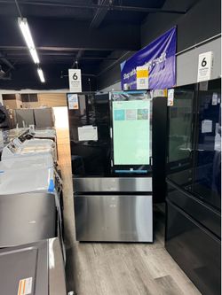 🔥 Samsung - Bespoke 29 cu. ft. 4-Door French Door Refrigerator with AI Family Hub+ - Charcoal Glass & Stainless Steel🔥