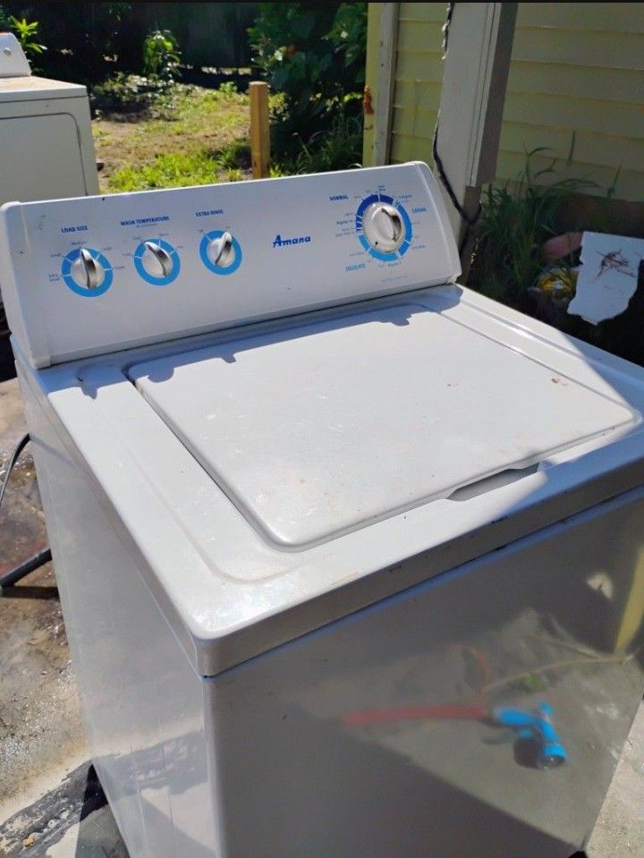 One Washer And Dryer (For Parts)(Or To Fix)