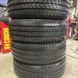 (4) - Like new LT275/70/18 Firestone Transforce AT2 Tires