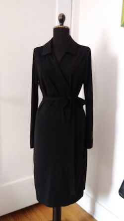 Black warp dress