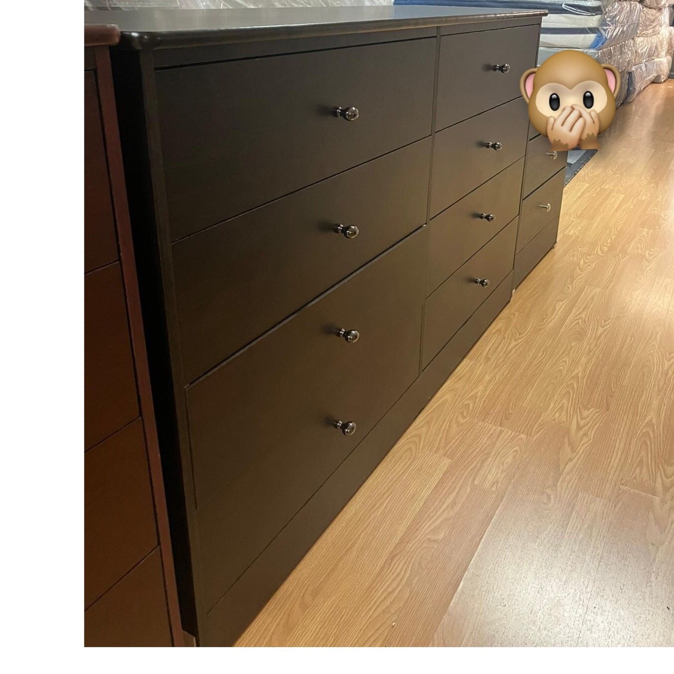 8 Drawer Dresser 