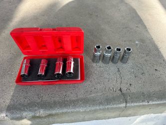 Stud puller set