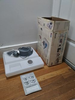 Kaz Cool Mist Humidifier With Air Cleaning Filter Brand New In Original Box
