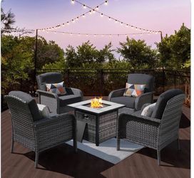 Patio furniture set outdoor new in the box