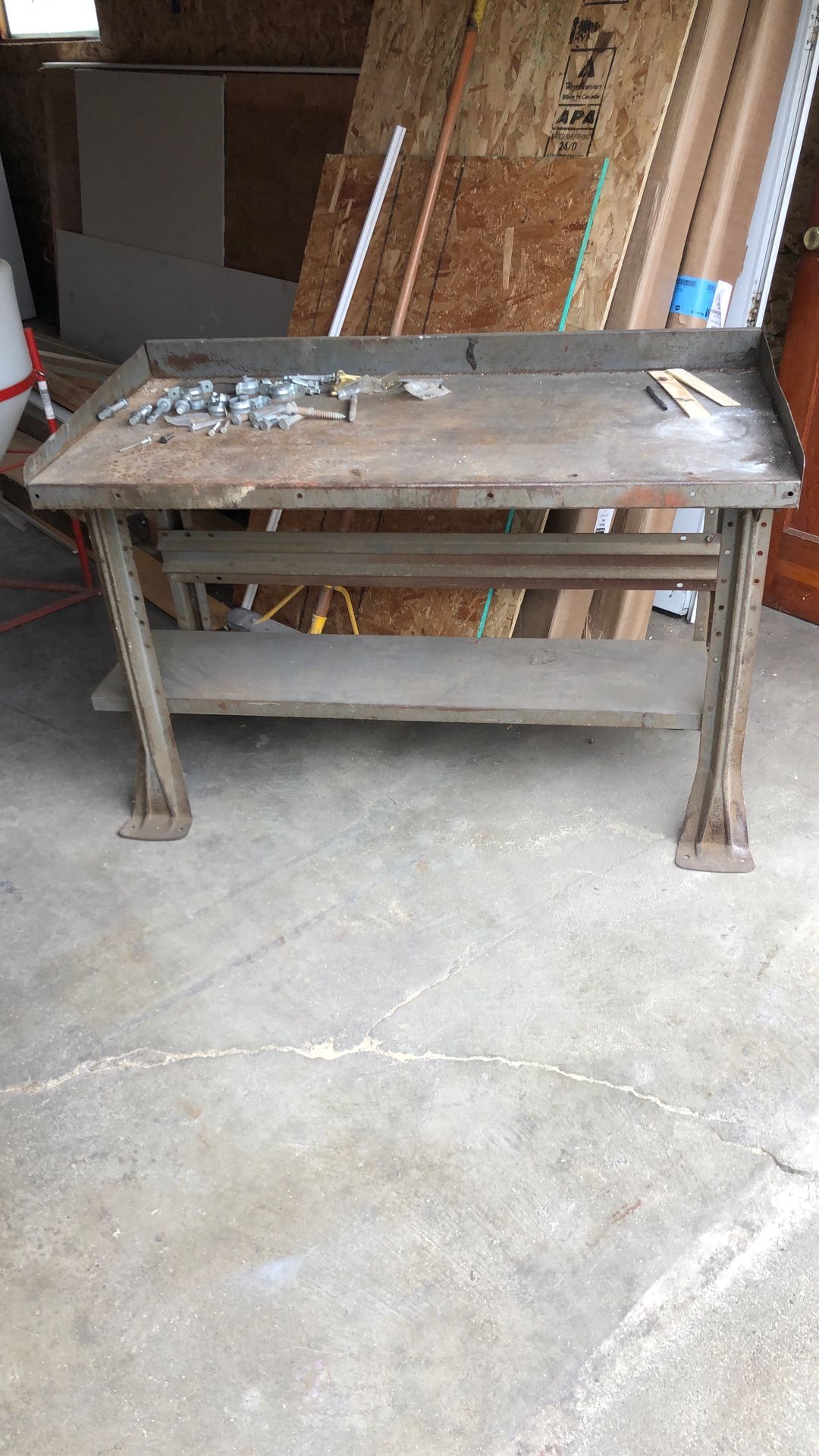 penco welding table 1940 era 4 ft wide 2 ft deep and 32 tall all metal