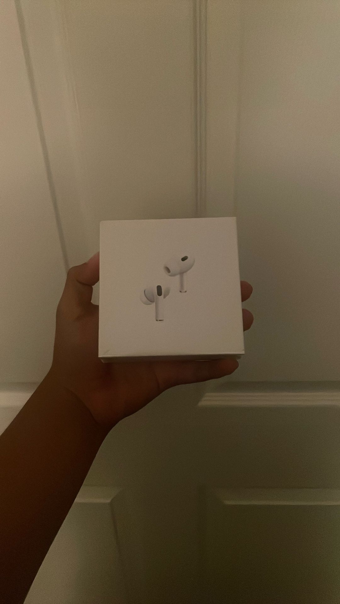 AirPods Gen 2