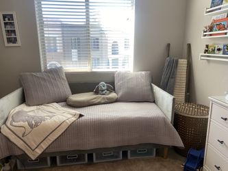 Twin Daybed