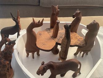 Decorator carved animals from Africa.