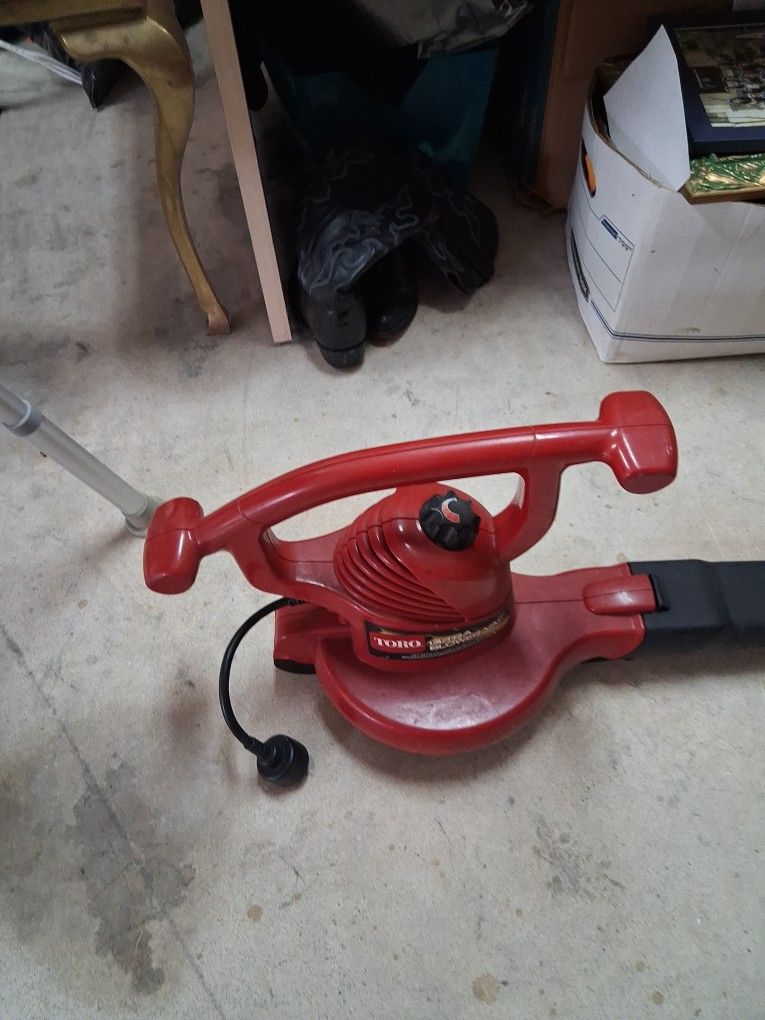 Toro Blower