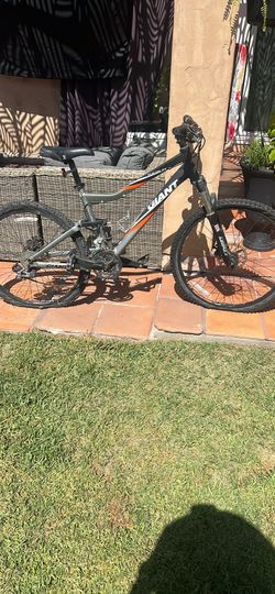 Giant Yukon FX bike