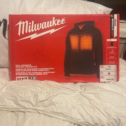 ***Women’s Milwaukee 18v Heated Jacket Size M***