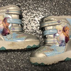 Snow Boots Sz 10