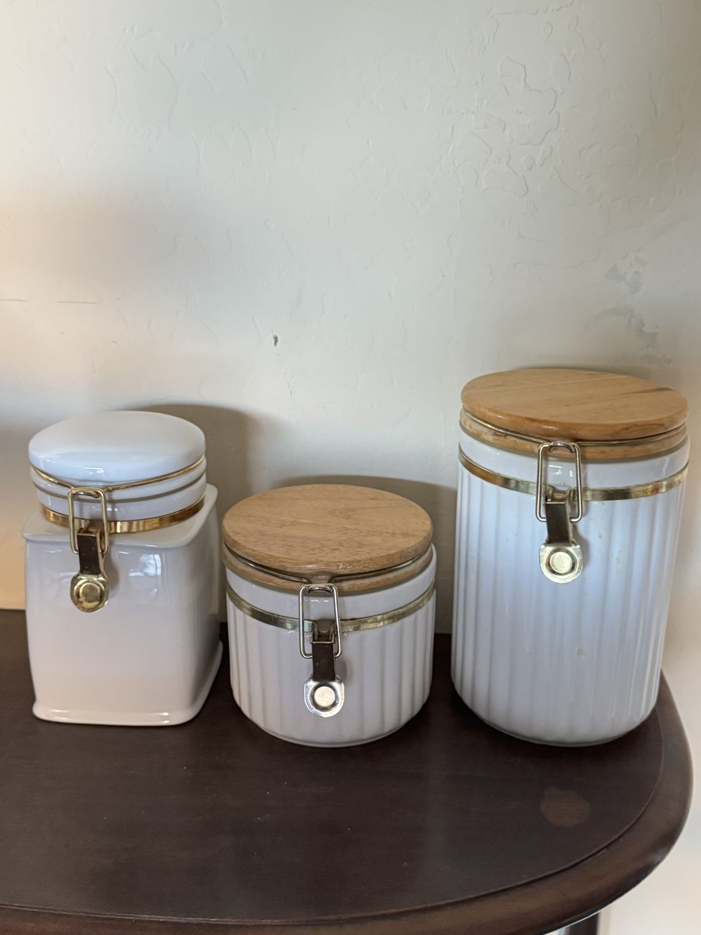 Ceramic Kitchen Canister Set w/ Wood Lids & Gold Trim – 3pcs