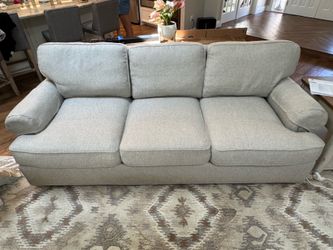 King Hickory Hinson Sofa – Downtown Quartz Aged Gray – Excellent Conditi