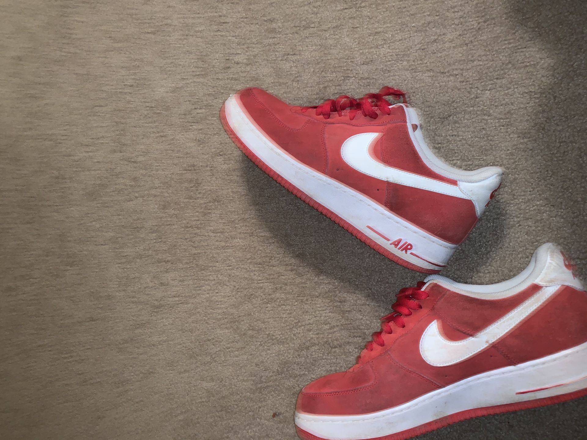 Red Air Force 1s size 13