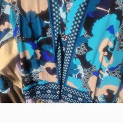 Women's 1/2 Sleeve Shirt Size Small