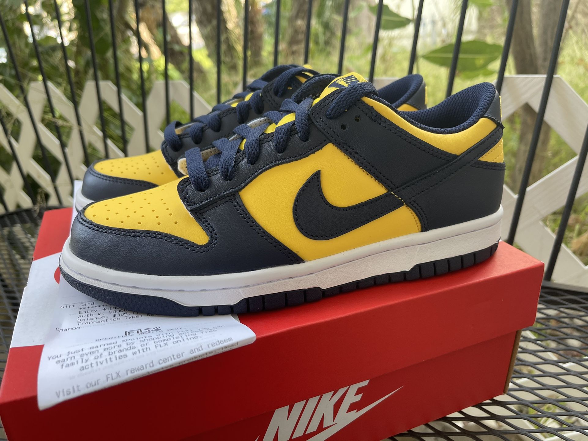 nike dunk low michigan（2021）gs 5/5.5/6/6.5 for Sale in Corona