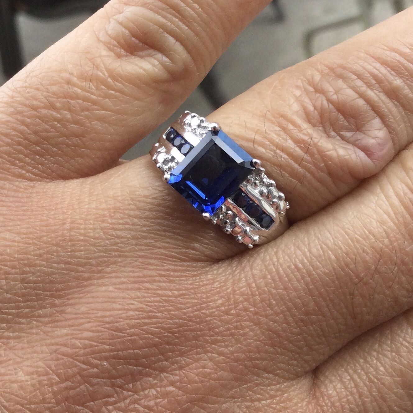 10k Sapphire Ring 