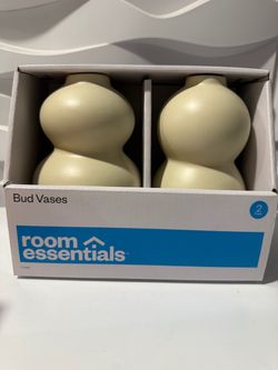 Bud vases