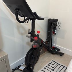 Peloton Bike