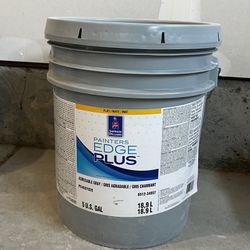 Interior Paint. Color Agreeable Gray. Flat. New 5 Gallons
