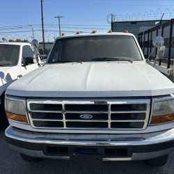 1997 Ford F450 