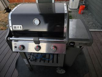 Weber Grill. Genesis II