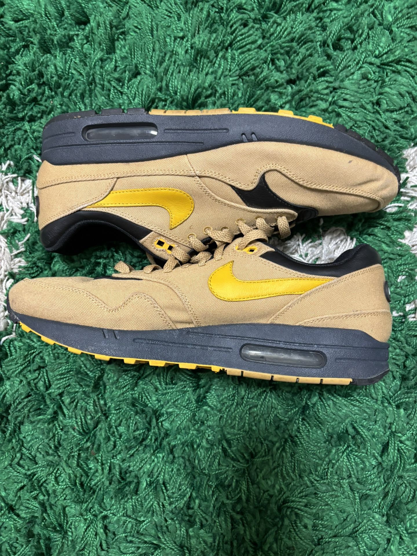 Nike Air Max 1 Elemental Gold
