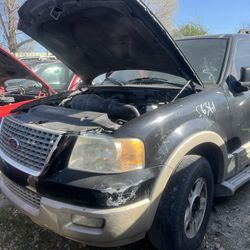 2005 ford expedition (FOR PARTS)