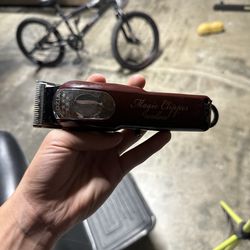 Barber clippers