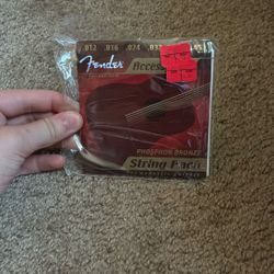 FENDER Phosphor Bronze String Pack for Acoustic Guitars
