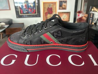 *NEW*Men’s Gucci Tennis Shoes 1977