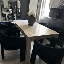 Light Wood Dining Table 