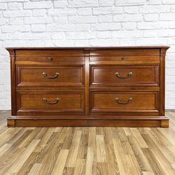 Ethan Allen Medallion 6-Drawer Dresser⚡️ 
