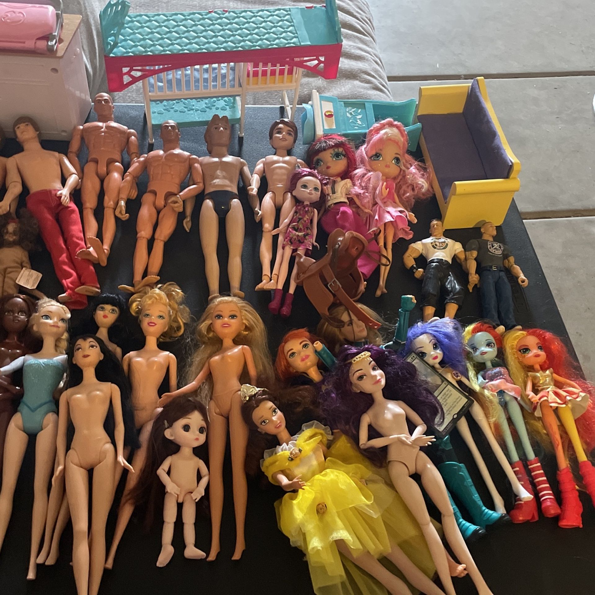 Barbie /Disney /doll  Bundle 90 Items Total 