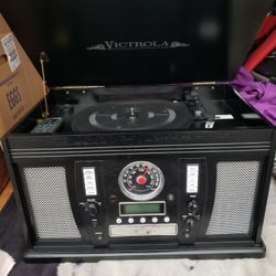 Victoria 8 and 1 radio station